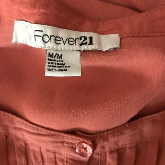 FOREVER 21 Pleated Partial Button Down Woven Top, MEDIUM - Picture 5 of 8